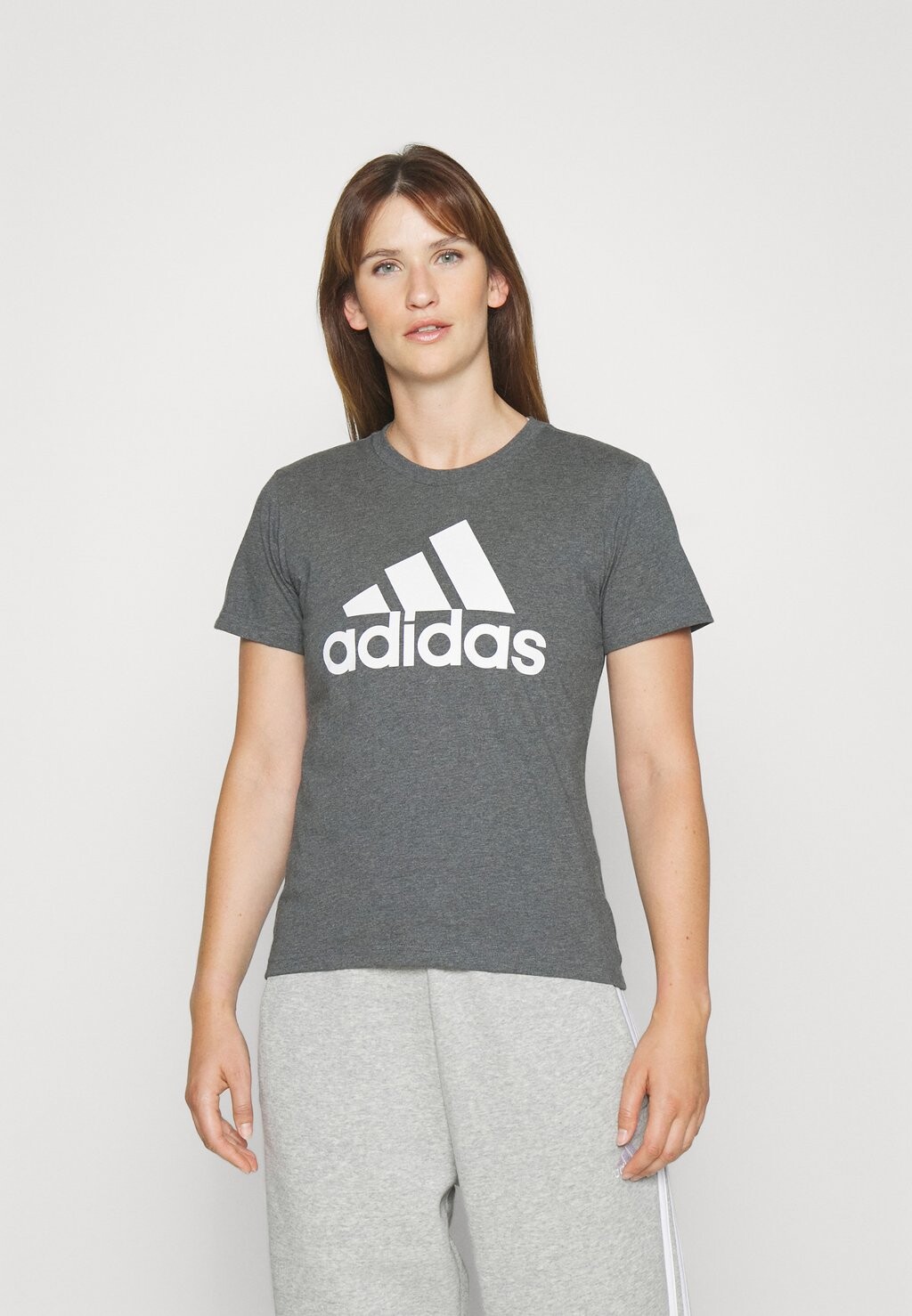 

Футболка с принтом Adidas, Серый