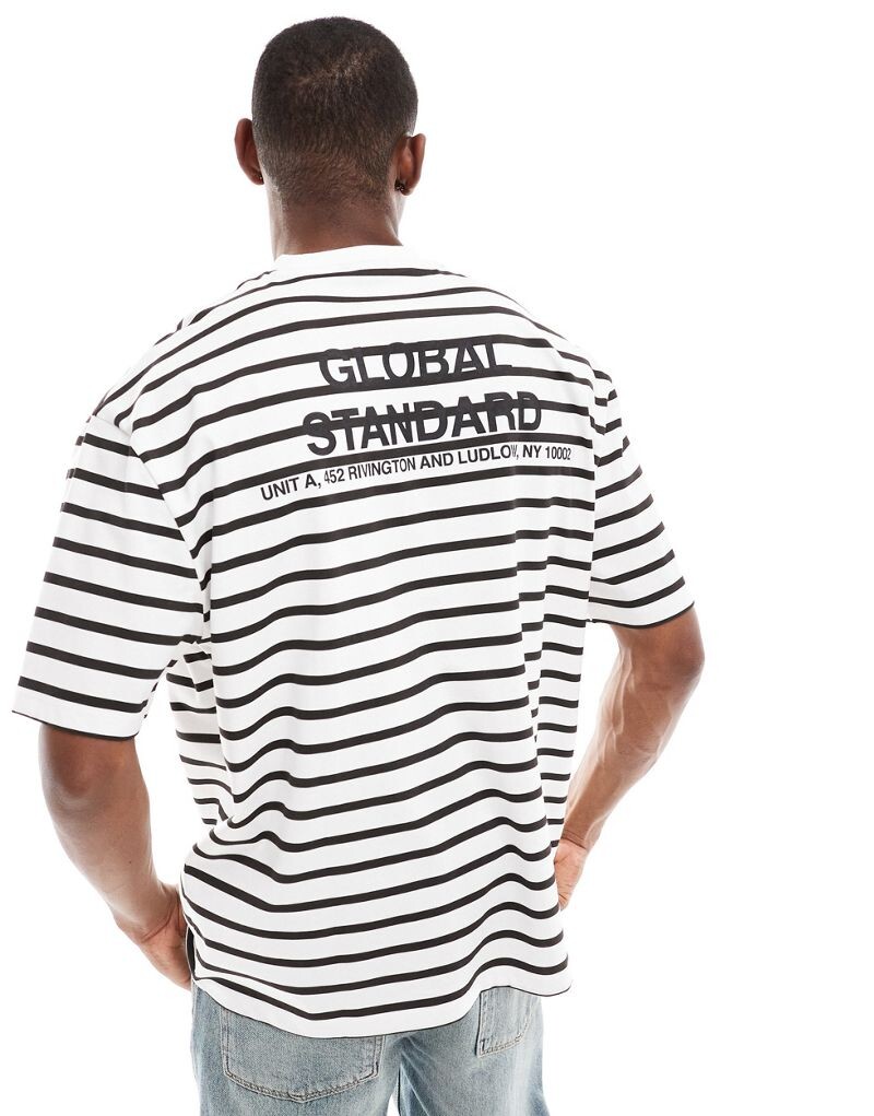 

Футболка оверсайз в полоску с надписью на спине ASOS DESIGN