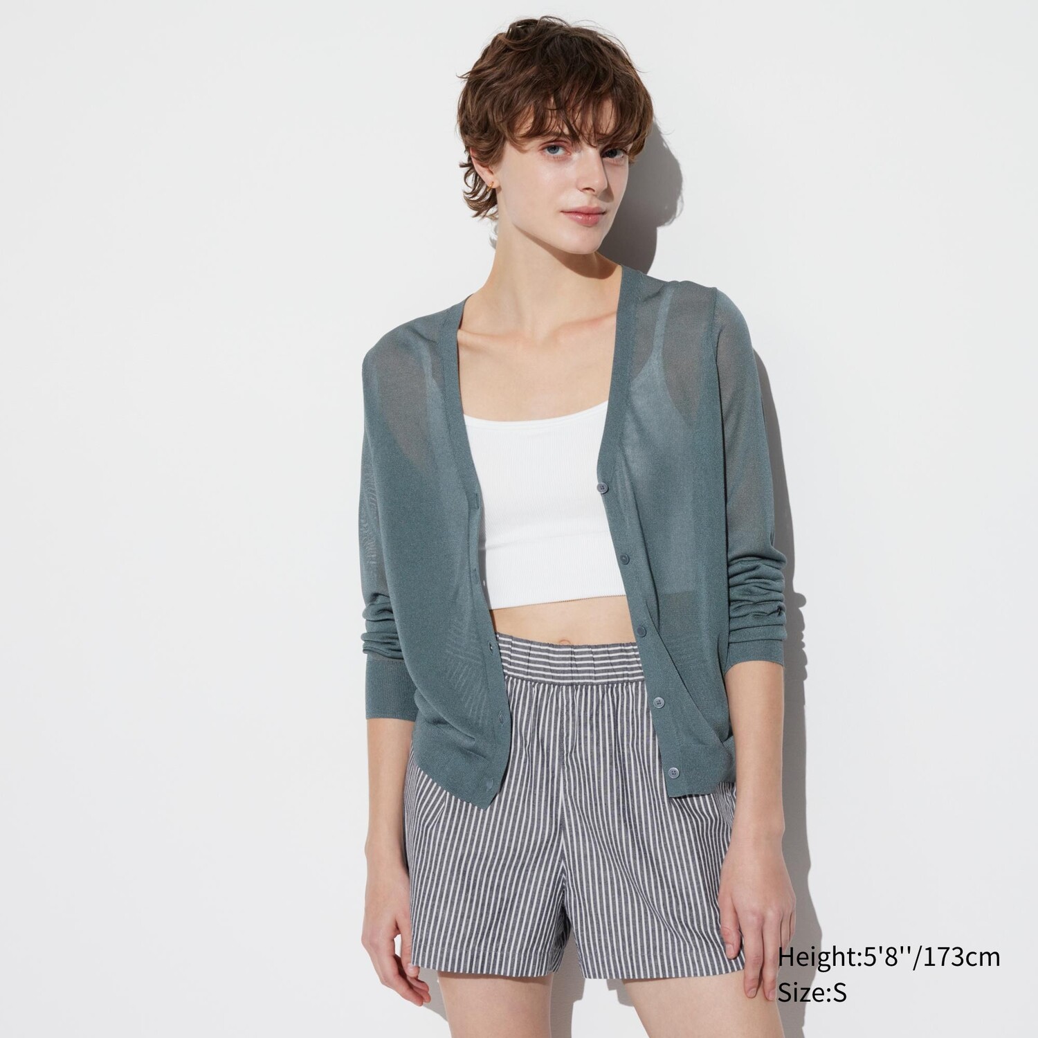 

Шорты легкие Uniqlo в полоску, серый