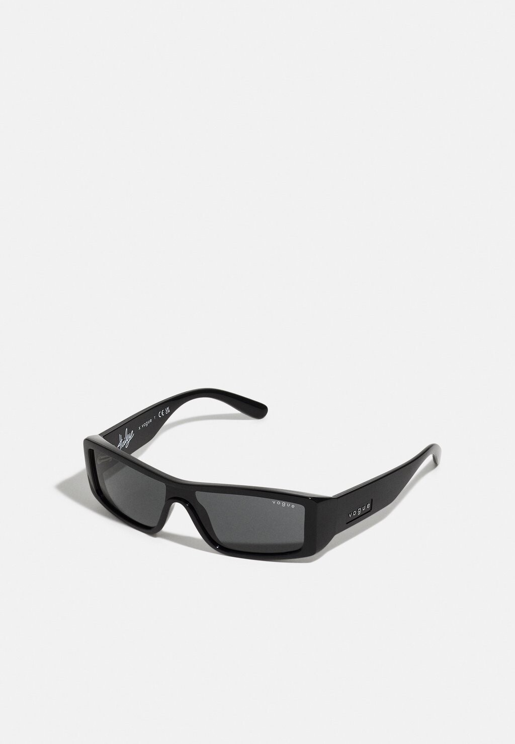 

Солнцезащитные очки VOGUE Eyewear, черный