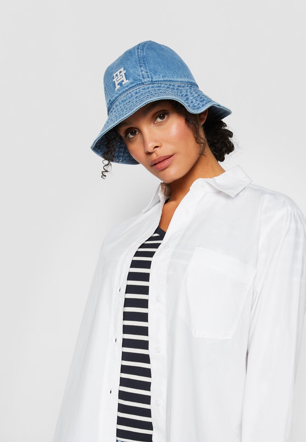 

Шляпа Tommy Hilfiger