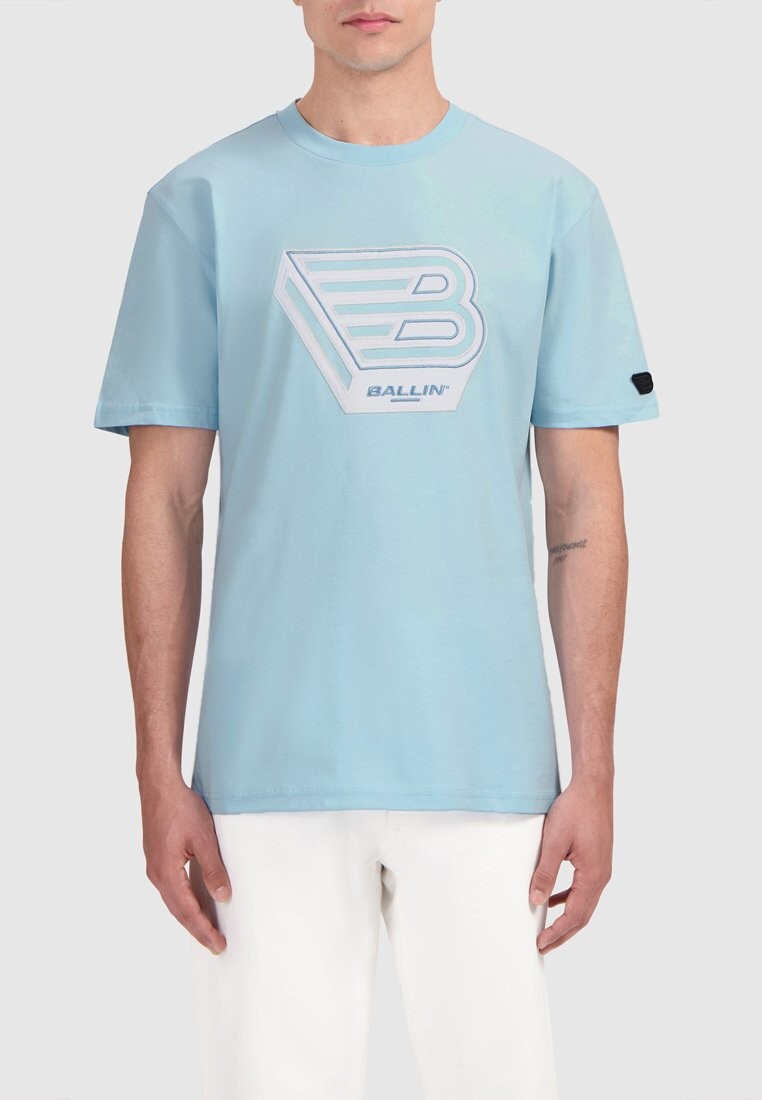 

Футболка с принтом LOOSE FIT CREWNECK Ballin, светло-голубой