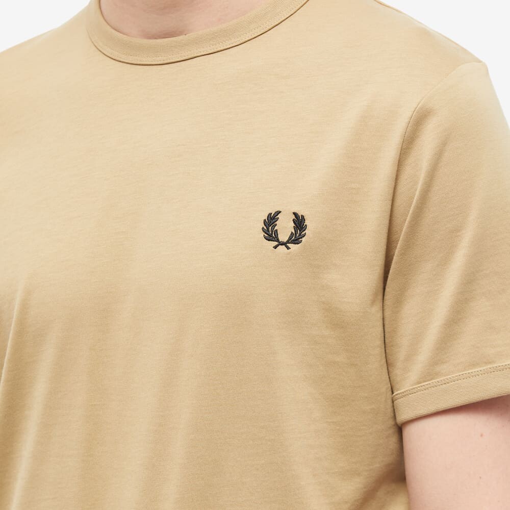 

Футболка Fred Perry Рингера
