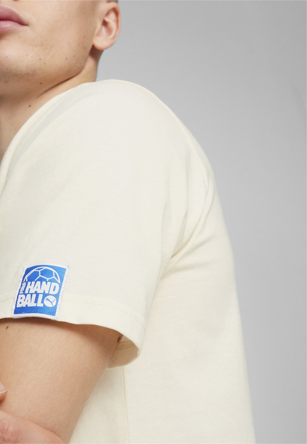

Футболка с принтом Puma, засахаренный миндаль черная, Черный