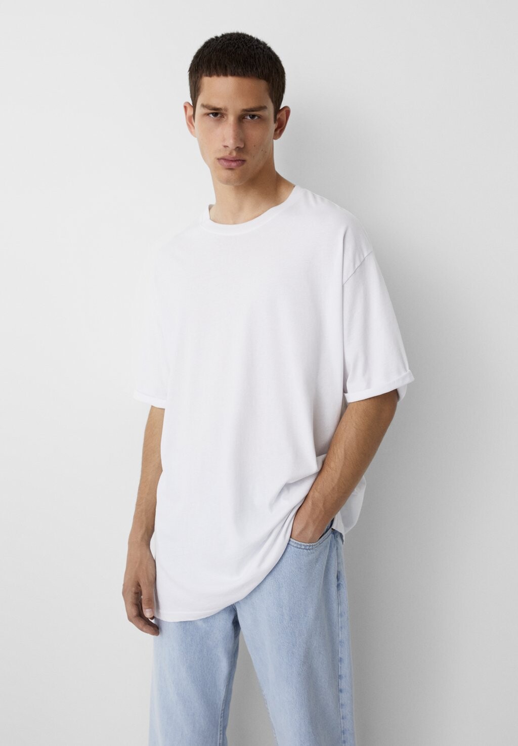 

Базовая футболка Long Fit PULL&BEAR, белый