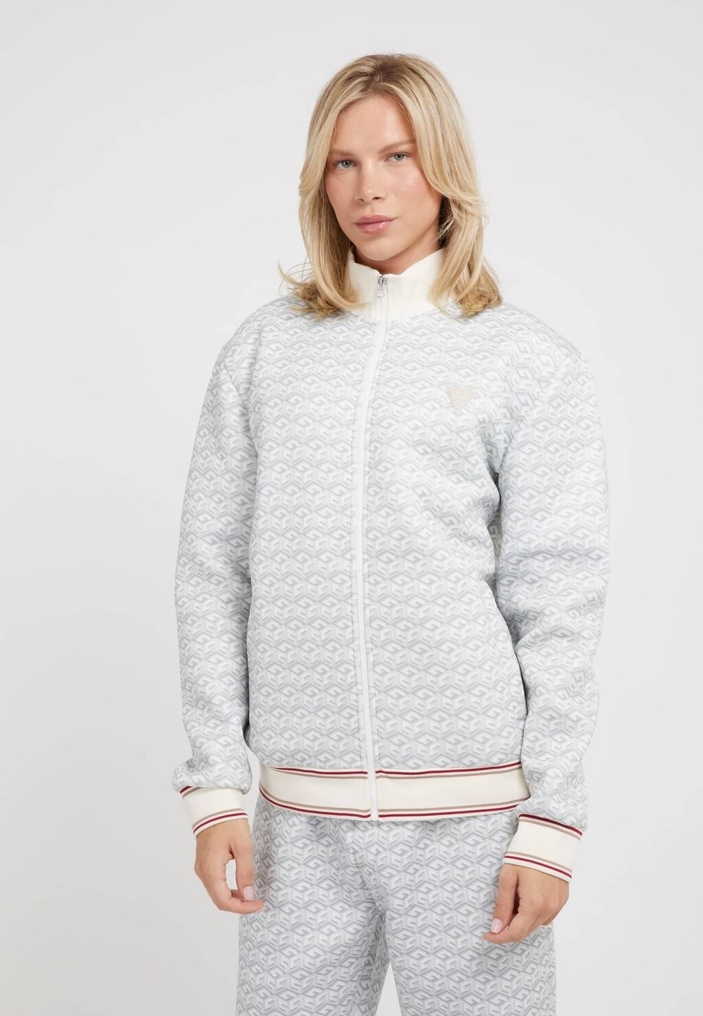 

Толстовка на молнии Guess
