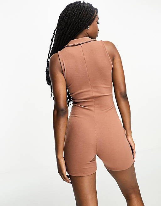 

Коричневый теплый комбинезон с молнией в рубчик ASOS DESIGN