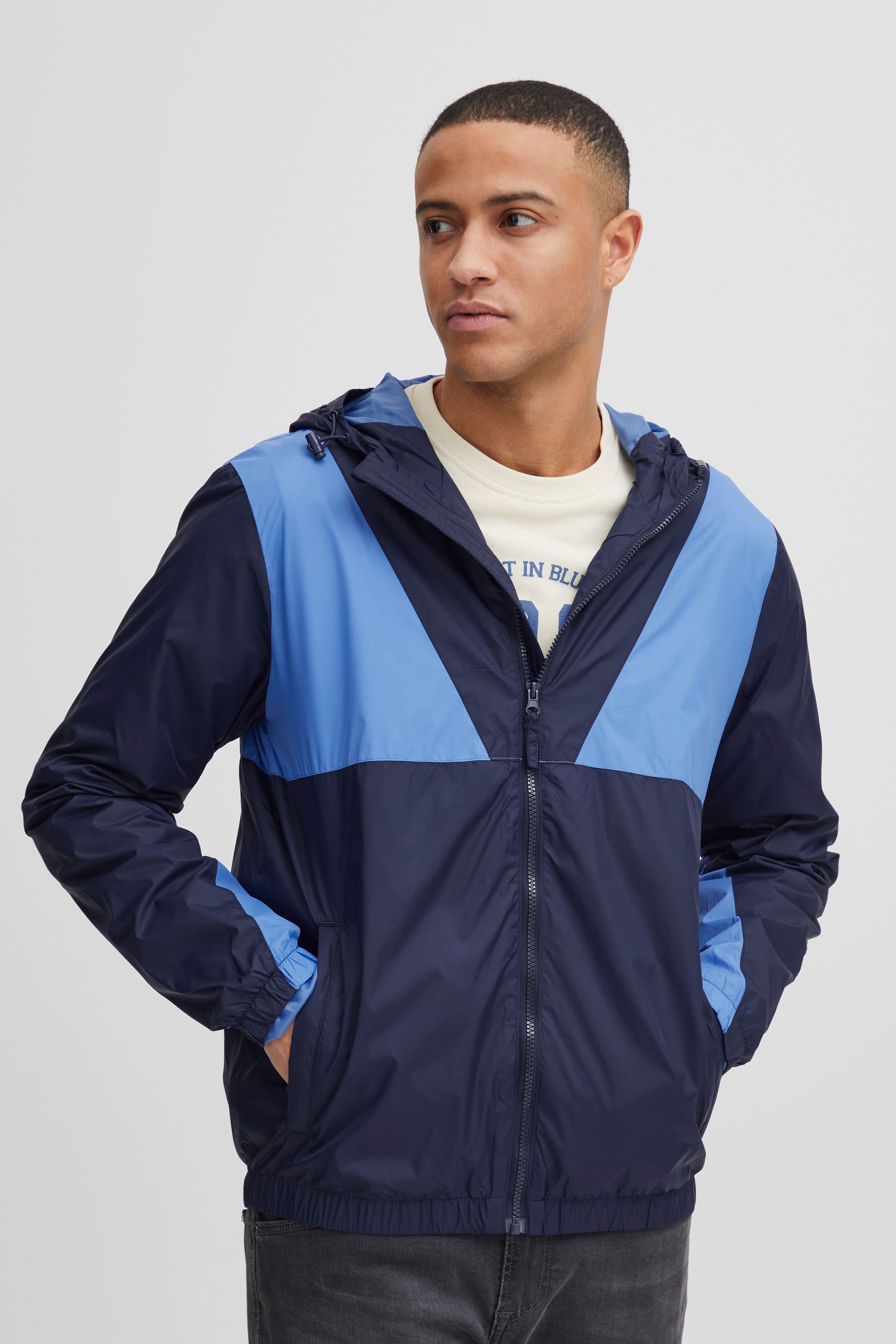 Куртка BLEND Regenjacke BHOuterwear 20715502, синий куртка blend kurzjacke bhouterwear 20715931 синий