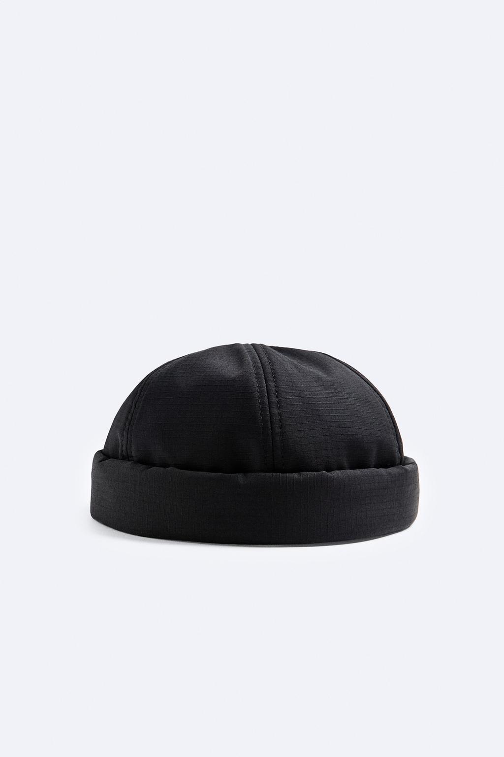 Короткая шапка ZARA, черный