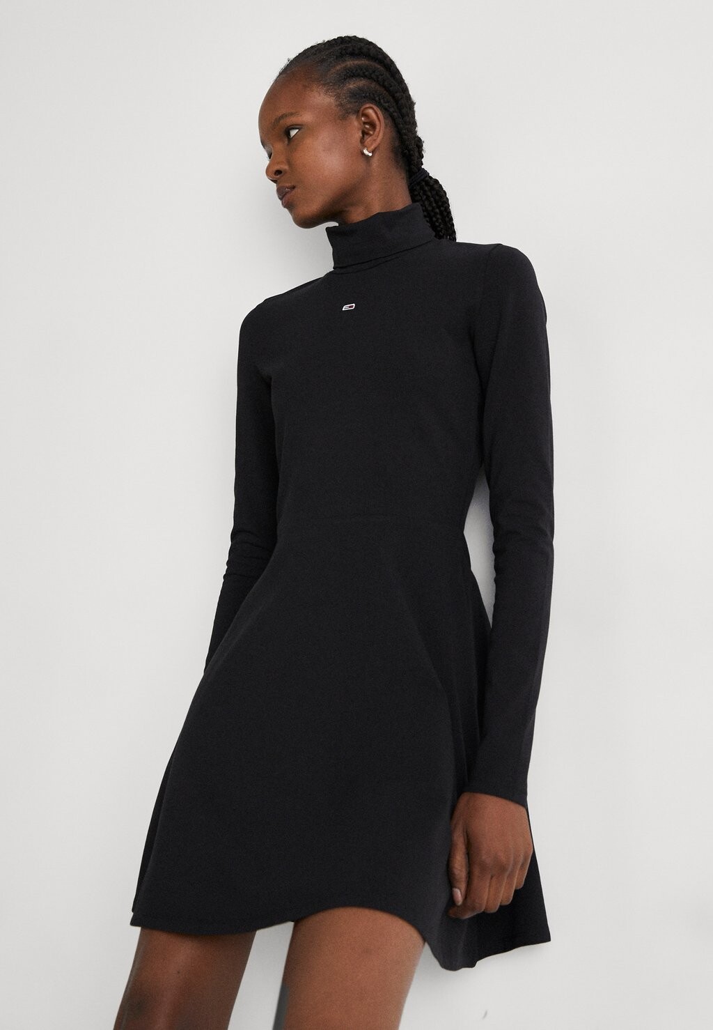 

Платье из джерси Tommy Jeans FIT FLARE DRESS, черный