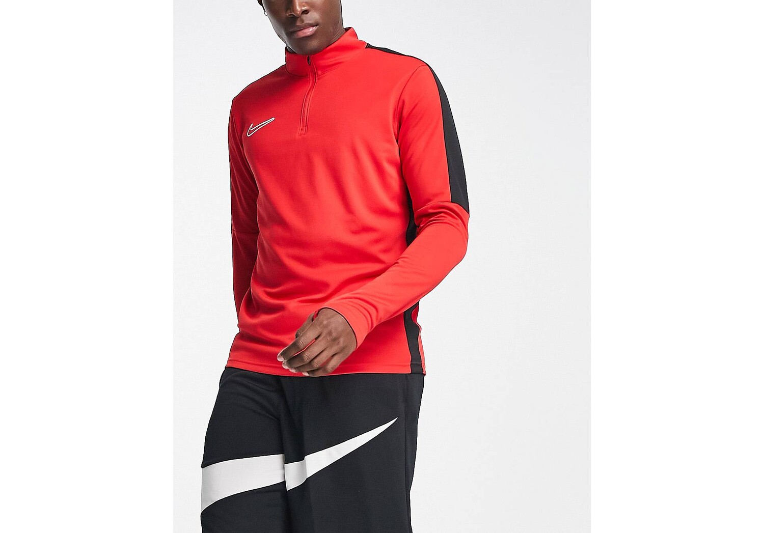 

Красная футболка Nike Football Academy Dri-FIT со вставками и молнией до половины, Красный