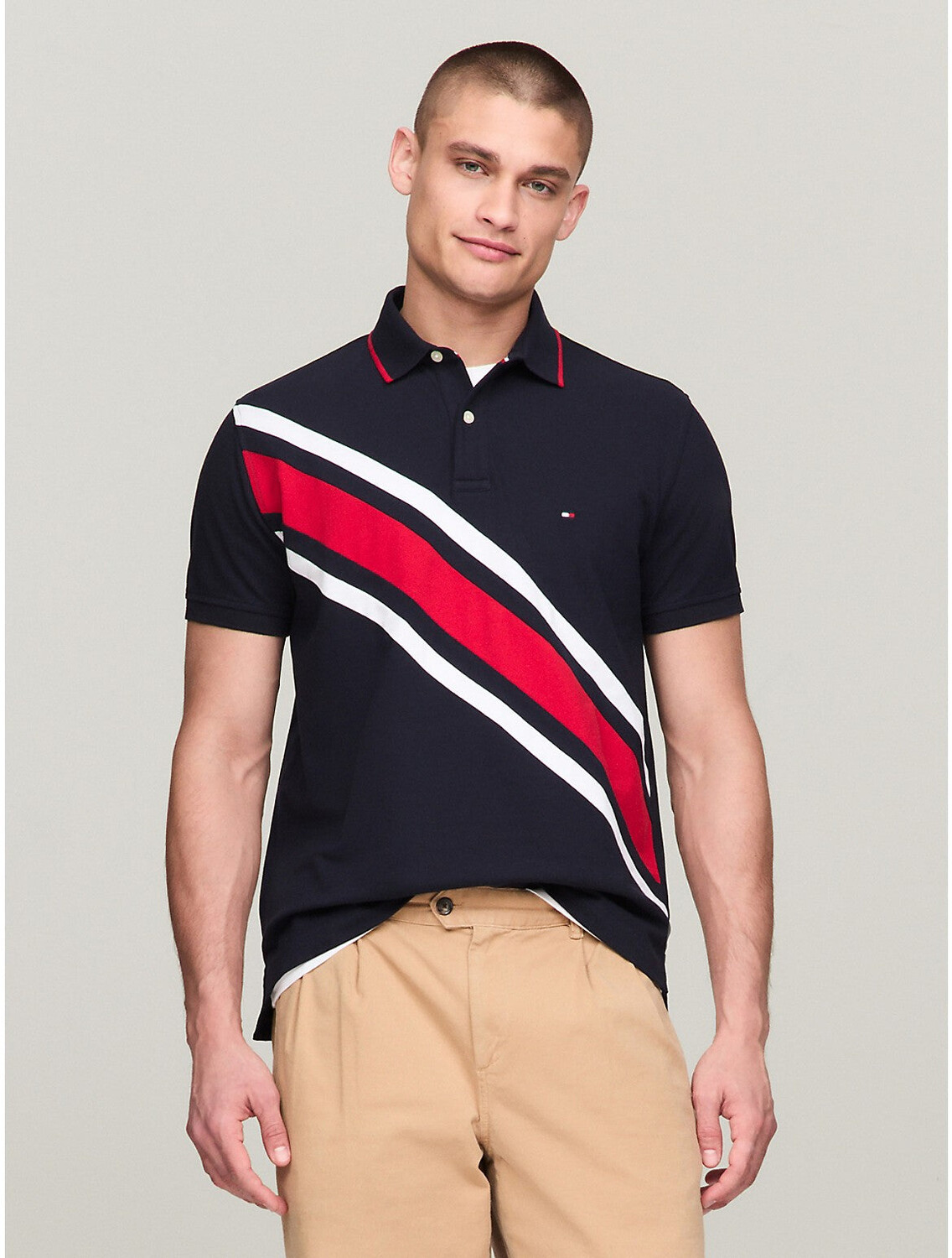 

Мужская футболка-поло обычного кроя в полоску Tommy Hilfiger, темно-синий