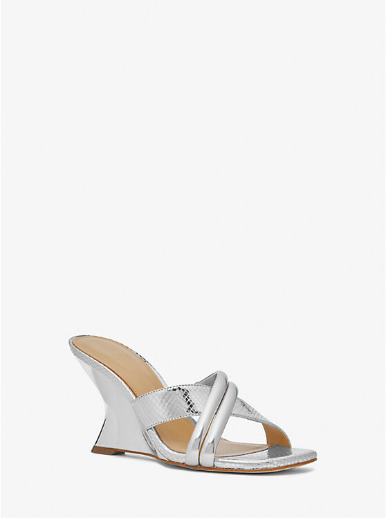 

Туфли-мюли Nadina Metallic Snake из кожи с тиснением Michael Kors, серебряный