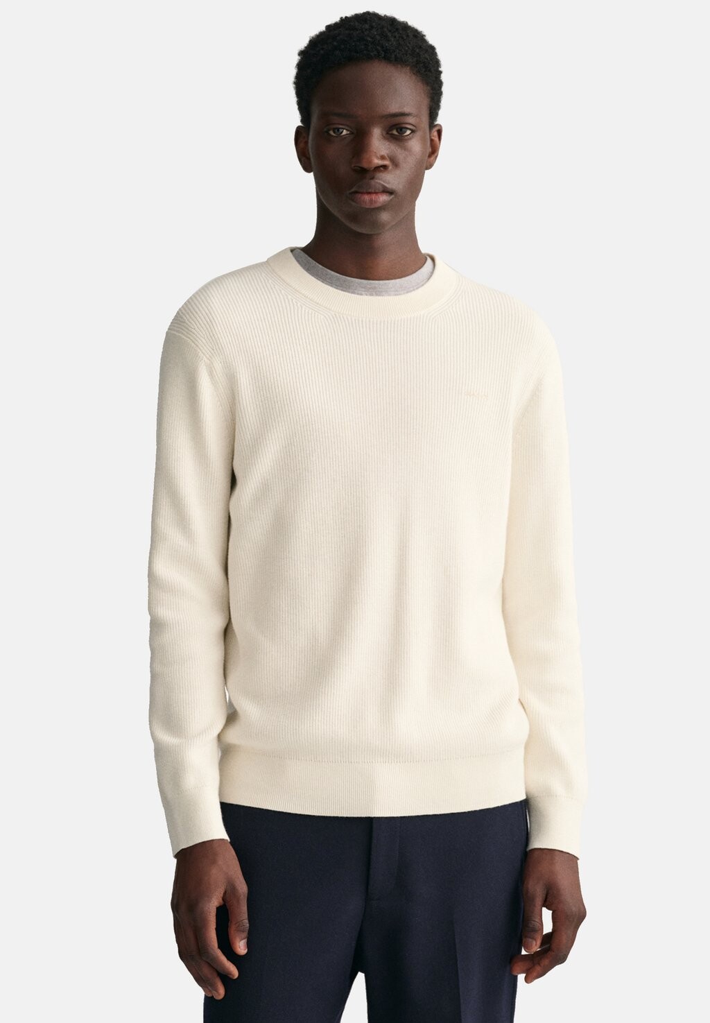 

Свитер GANT, молочный