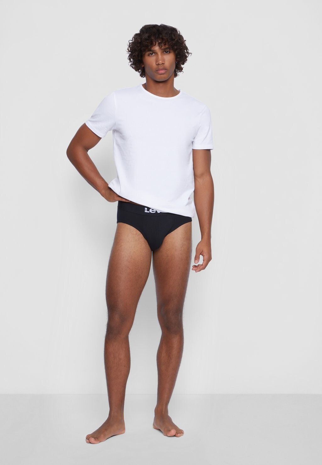 

Трусы MEN SOLID BASIC BRIEF 4 PACK Levi's, черный
