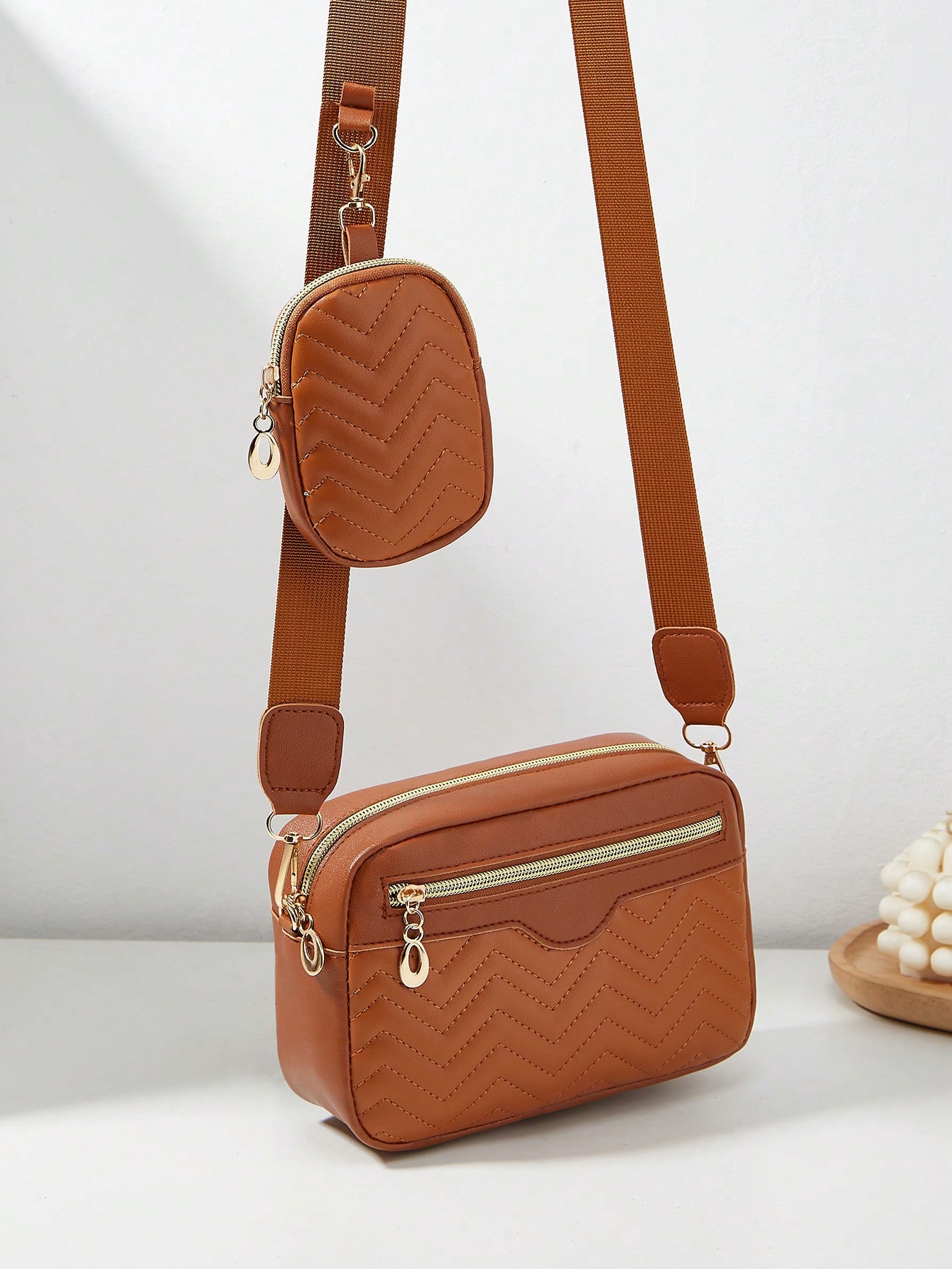 Женская сумка через плечо с вышивкой, мини-сумка с цепным ремешком, коричневый фото