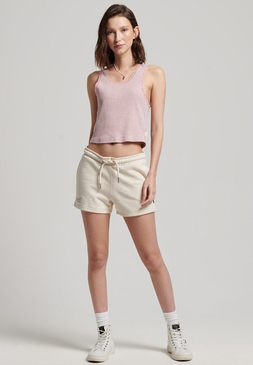 

Шорты Superdry