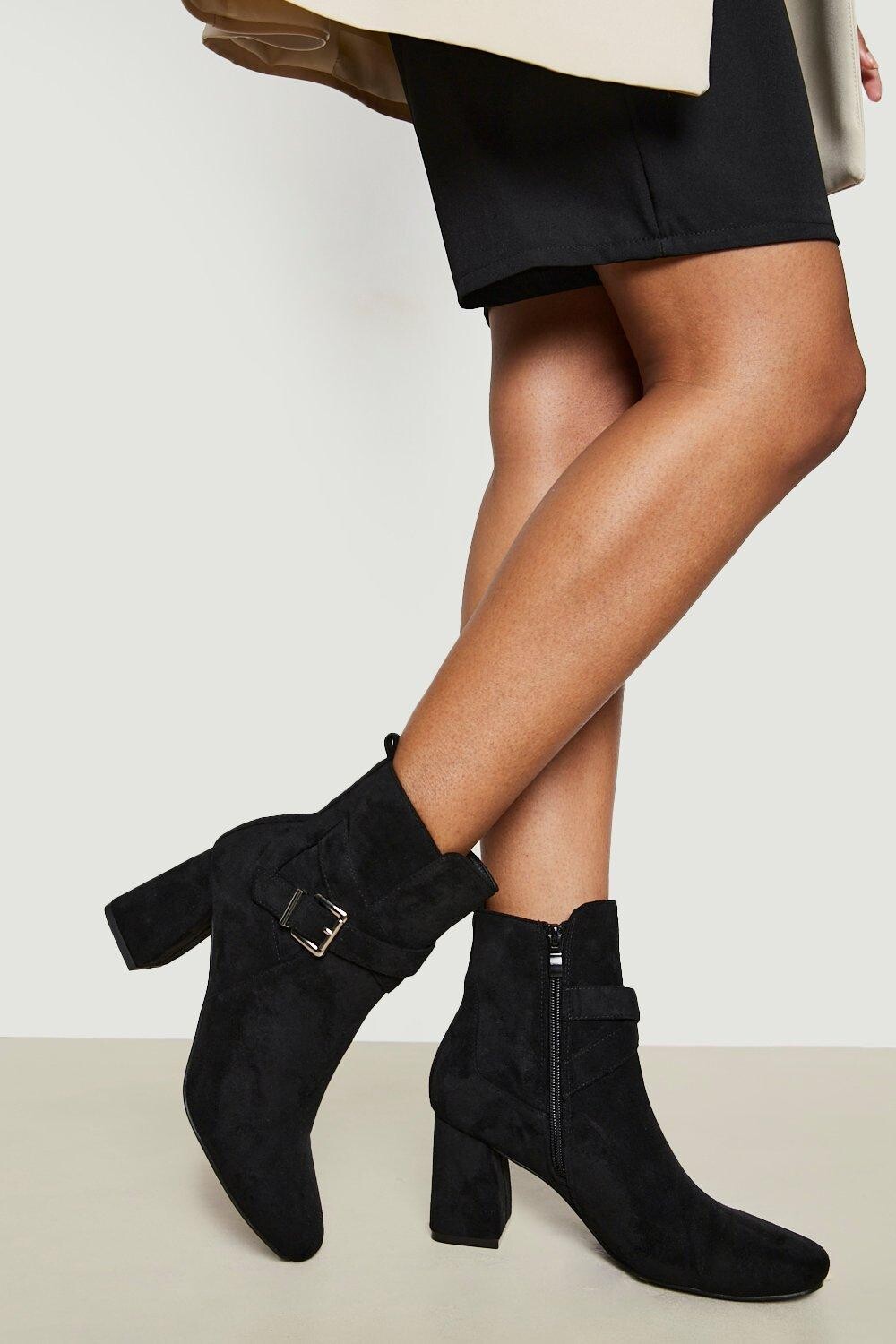 

Ботинки на боковой пряжке на боковом пятке Boohoo, черный
