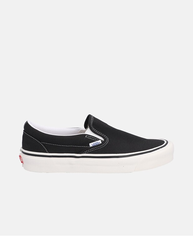 

Кроссовки Vans, черный