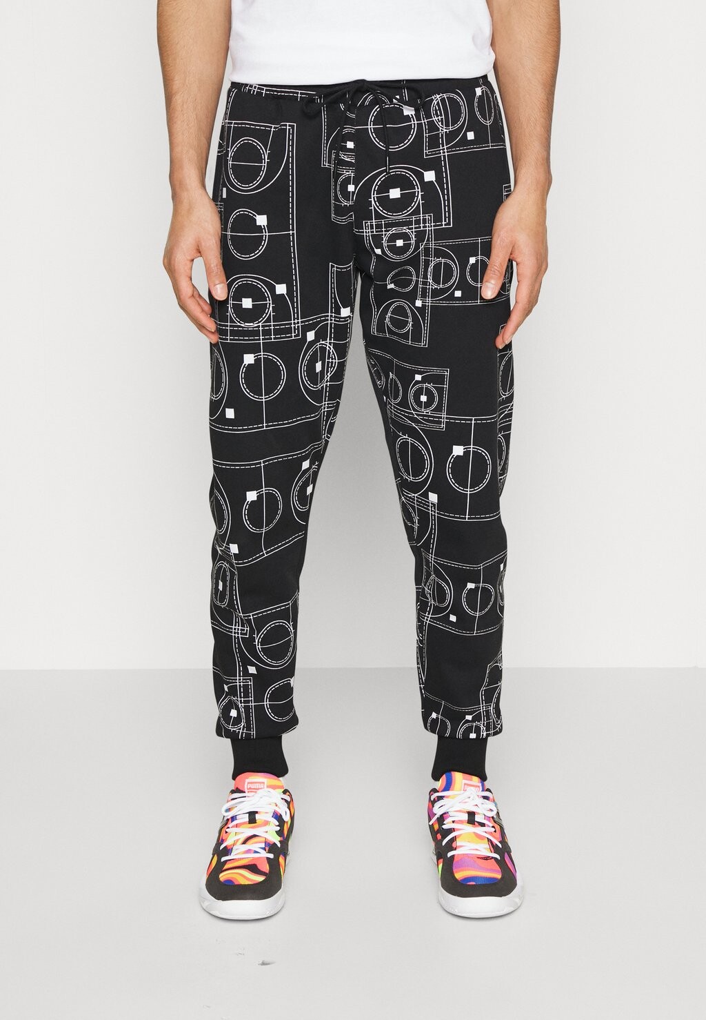 

Спортивные брюки Puma