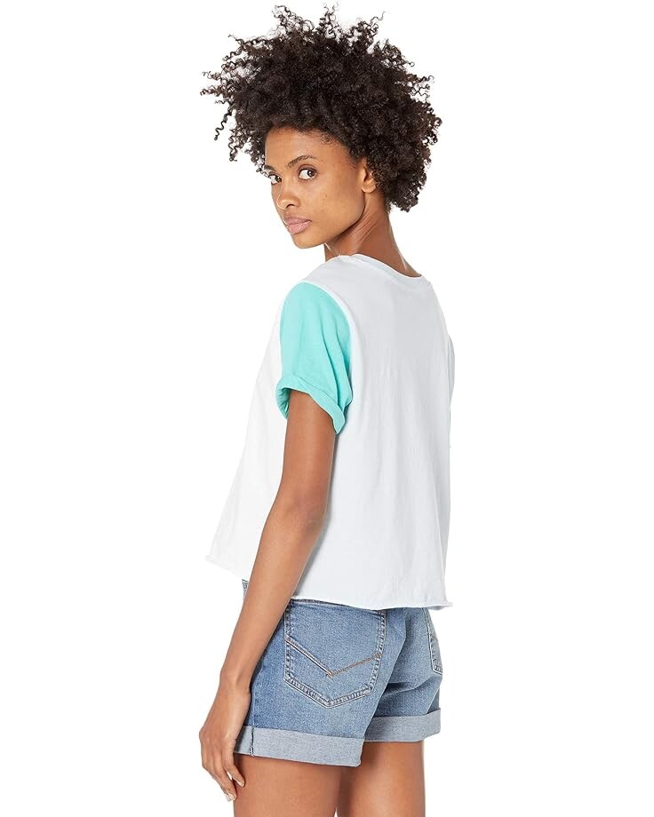 

Футболка Vans Rollin' Out Short Sleeve Tee, цвет White/Orchid
