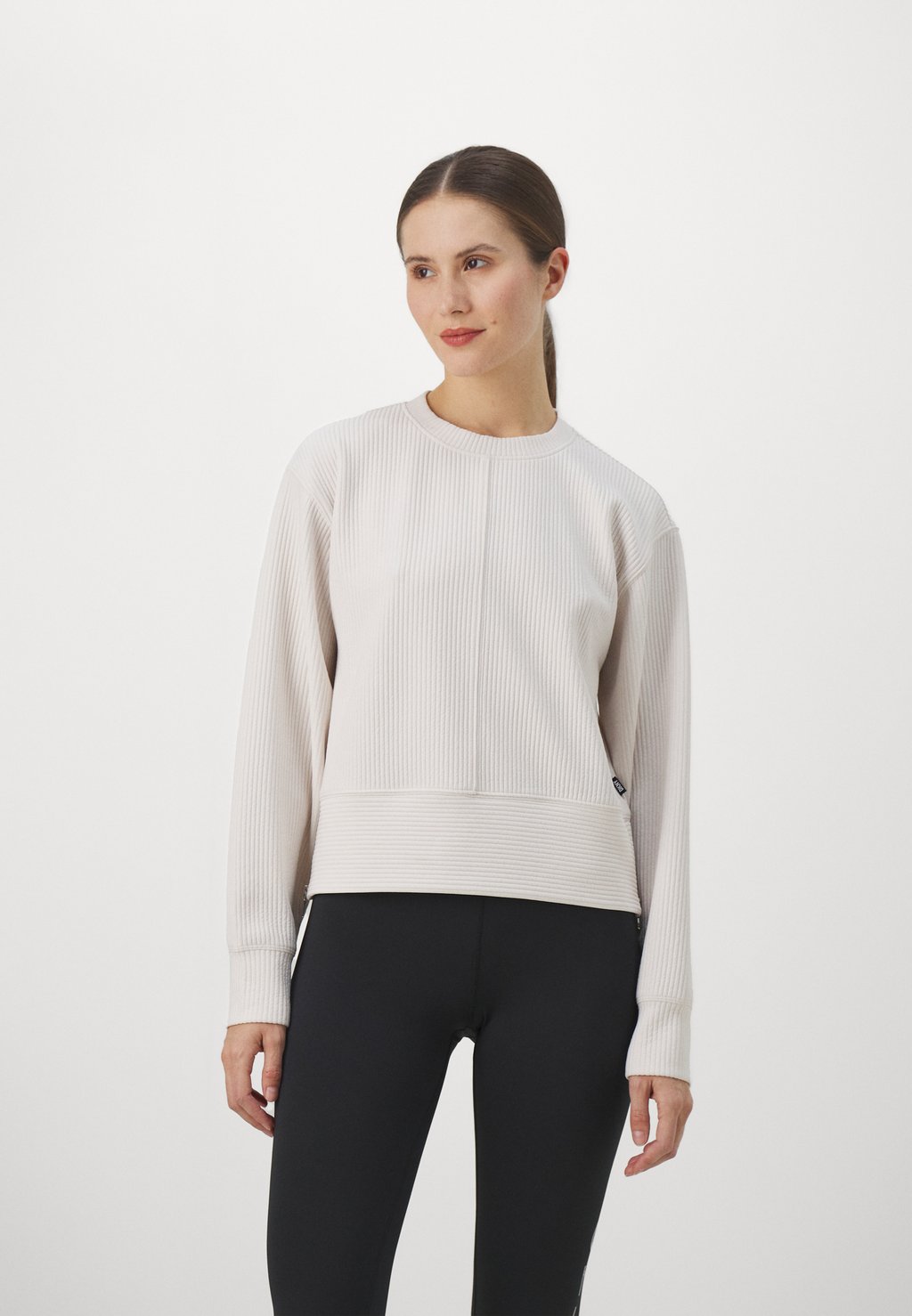 

Толстовка TECH OTTOMAN CREW NECK SEAM DETAIL DKNY, цвет sand