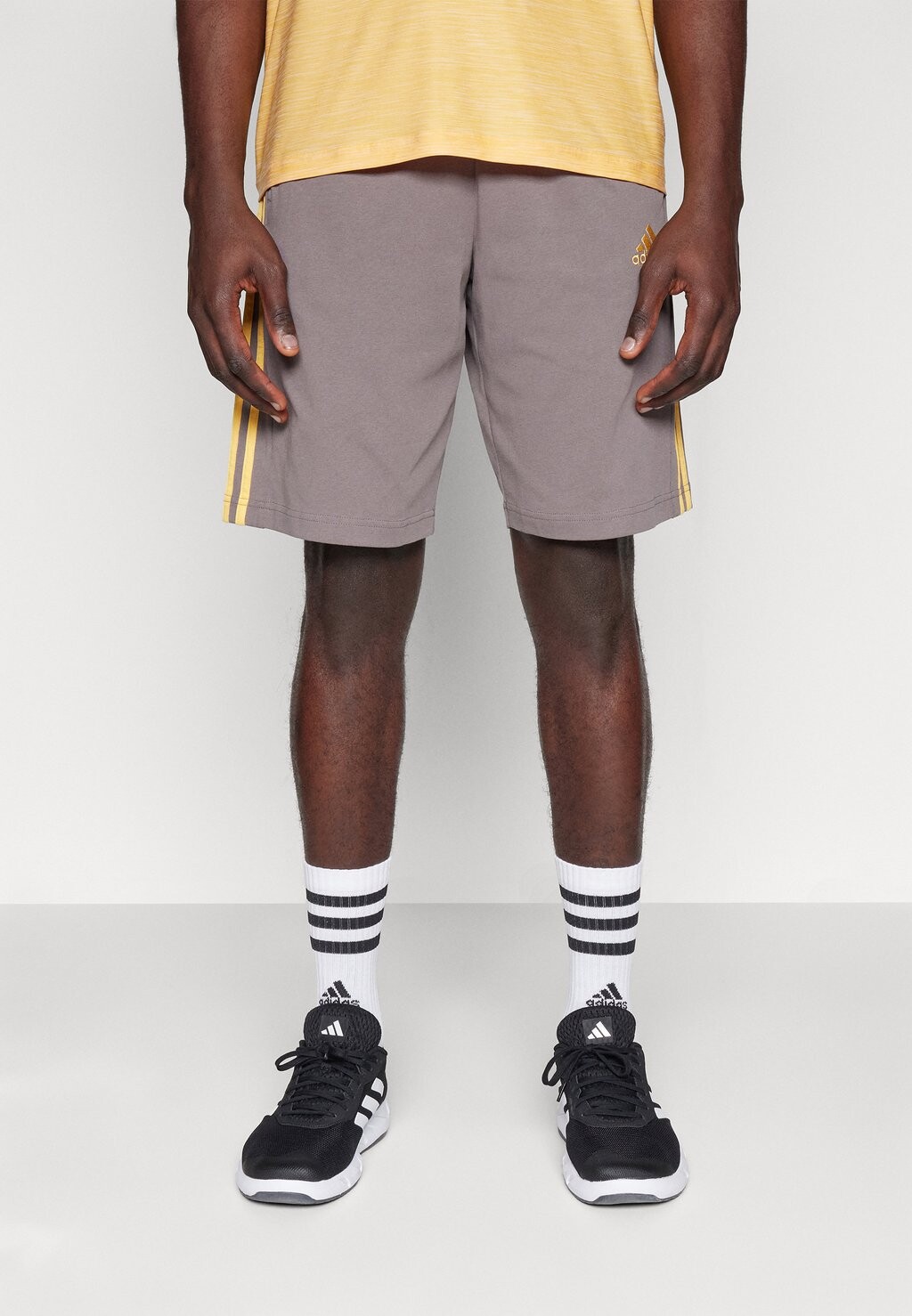 

Спортивные шорты AEROREADY ESSENTIALS SINGLE 3-STRIPES SHORTS adidas Sportswear, цвет charcoal