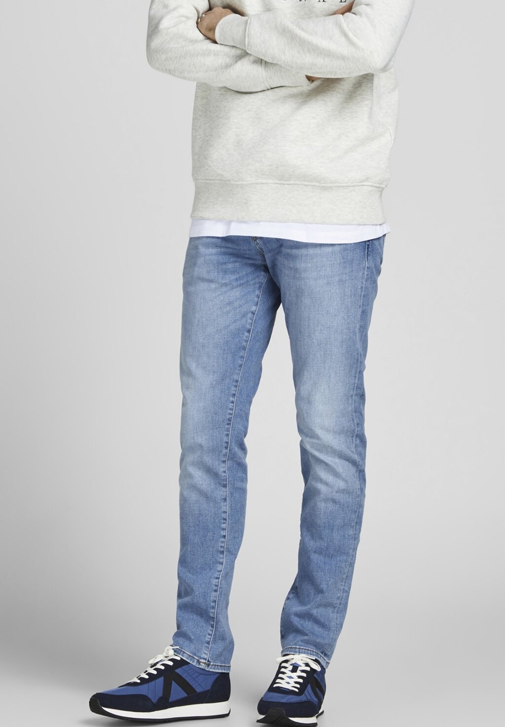

Джинсы облегающего кроя Jack & Jones