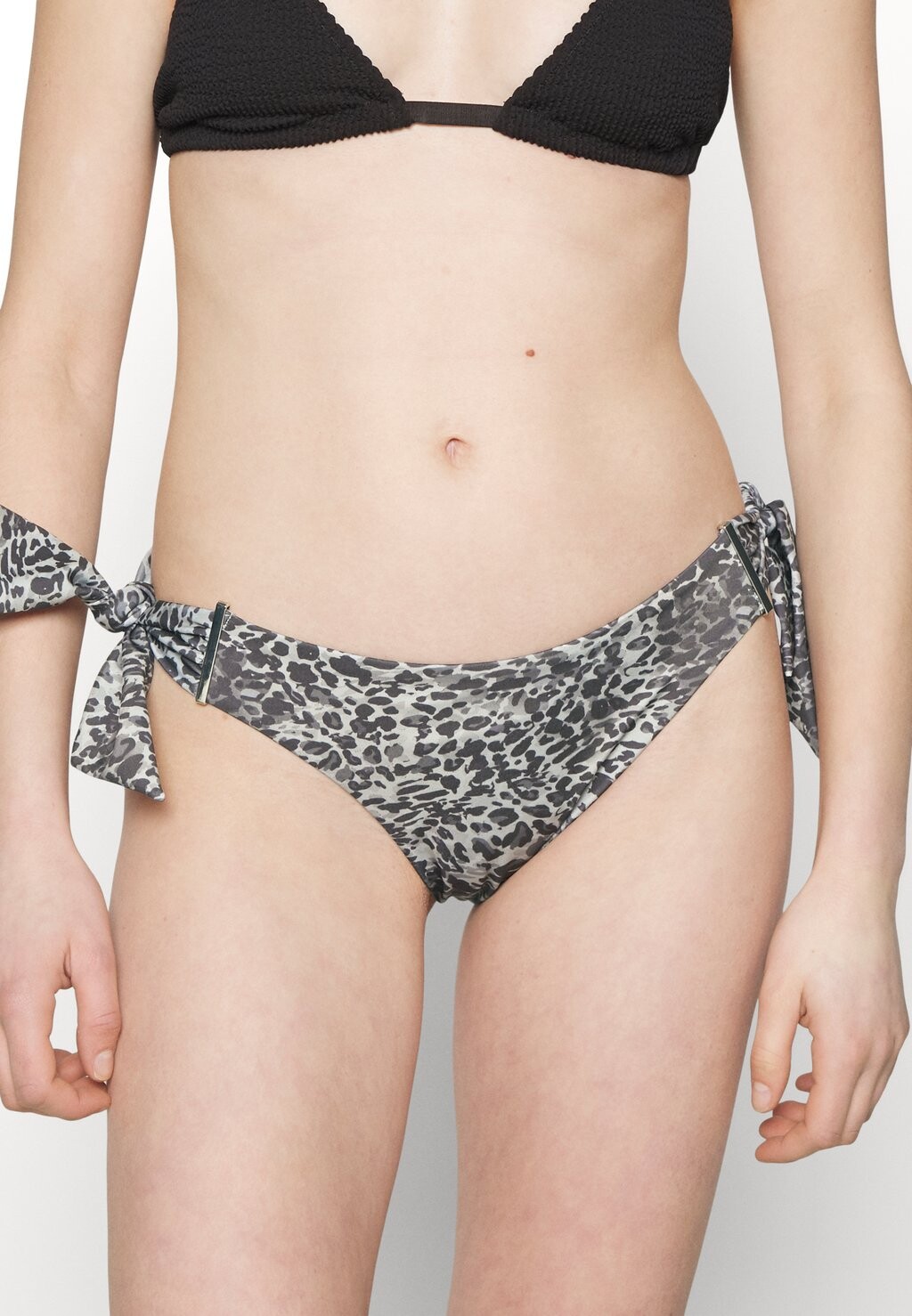 

Низ бикини Hunkemöller, зеленый