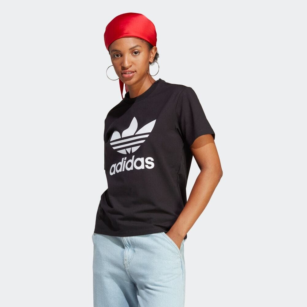 

Футболка Adidas IB7421, черный