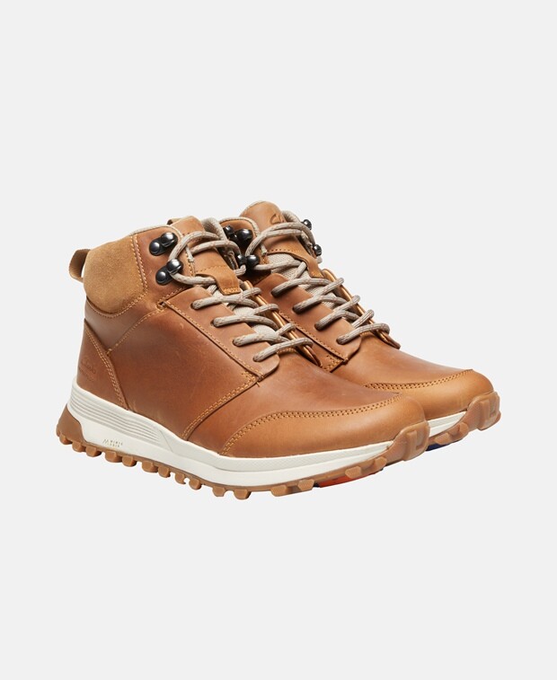 

Ботинки на шнуровке Clarks, коньяк