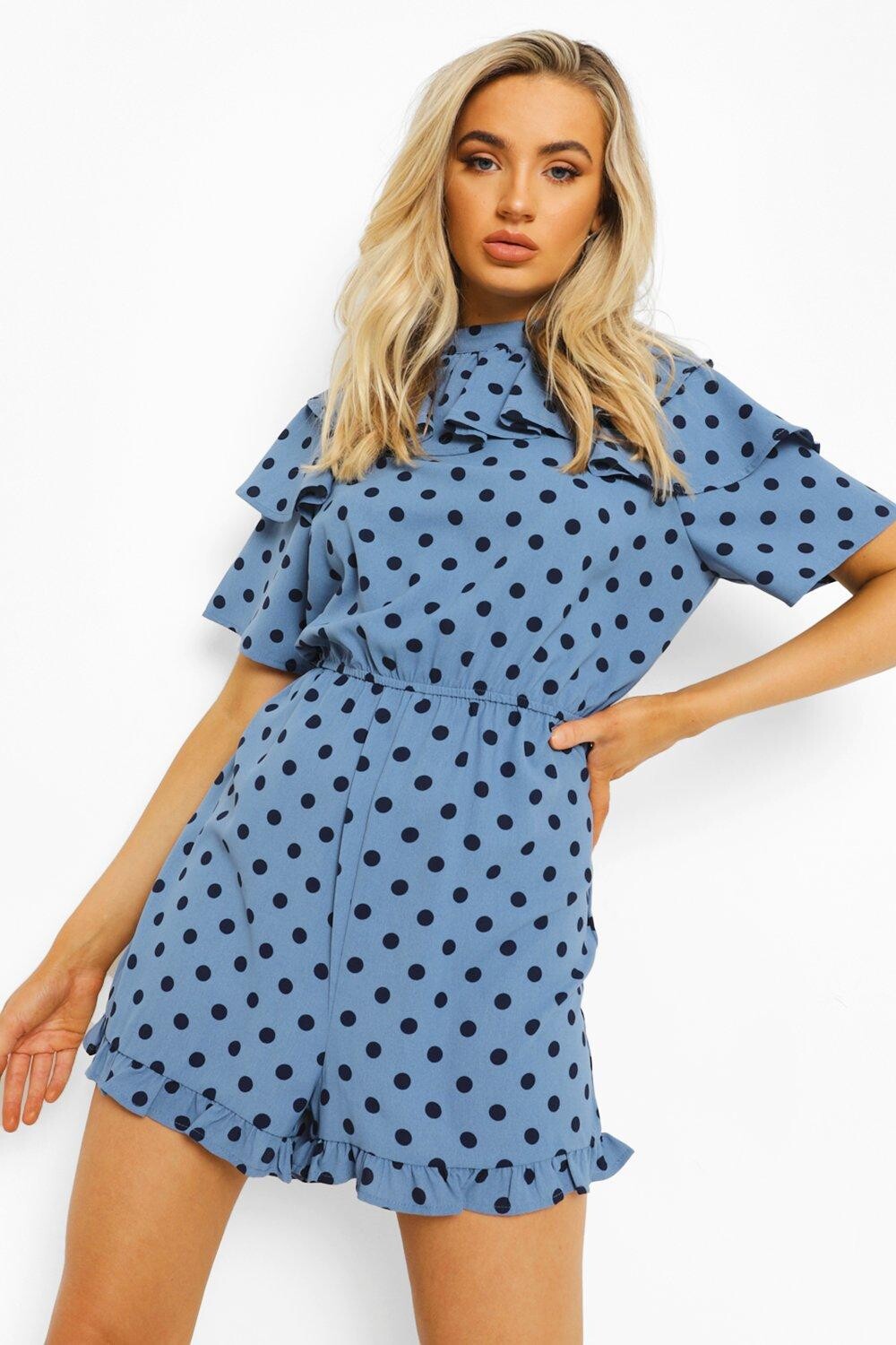 

Комбинезон в гороток с высоким вырезом и рюшами Boohoo, синий
