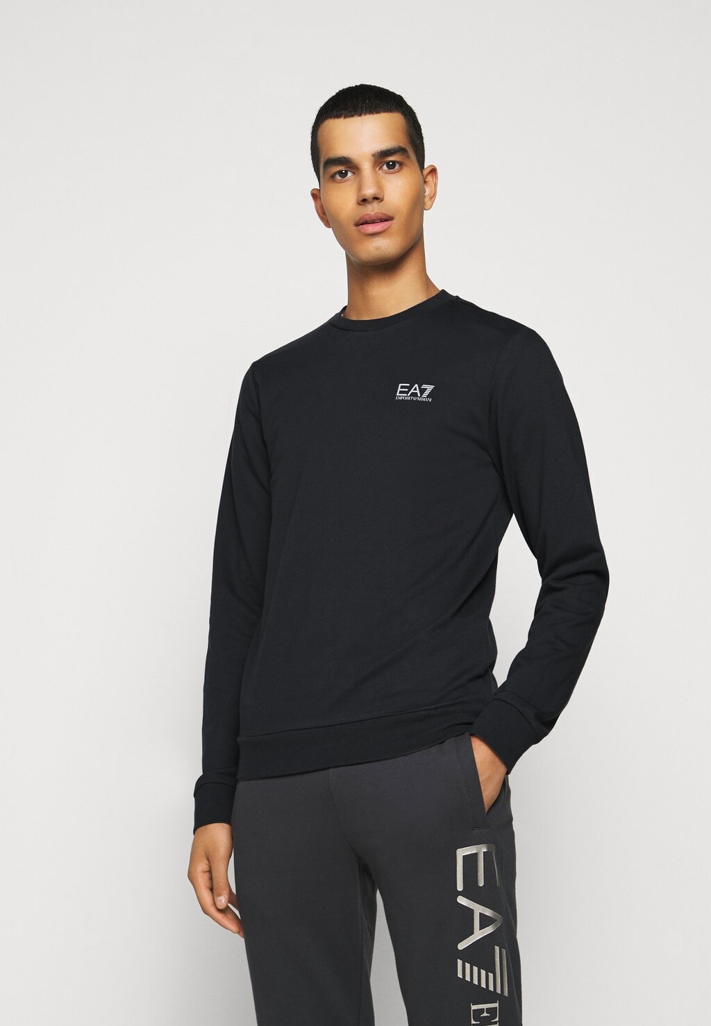 

Толстовка EA7 Emporio Armani, темно-синий/серебристый