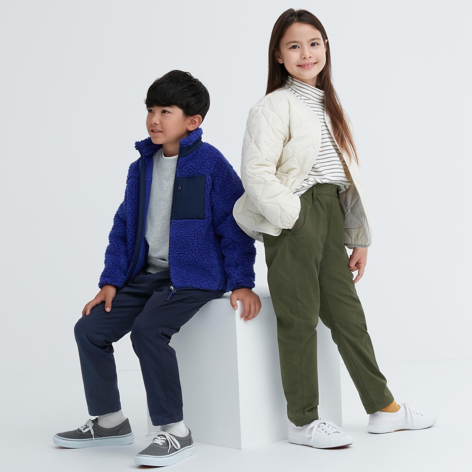 

Детские теплые брюки на эластичной подкладке Uniqlo, темно-синий