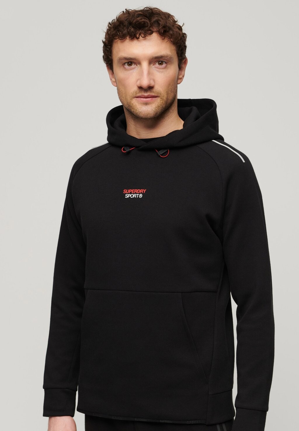 

Толстовка SPORT TECH LOGO Superdry, черный