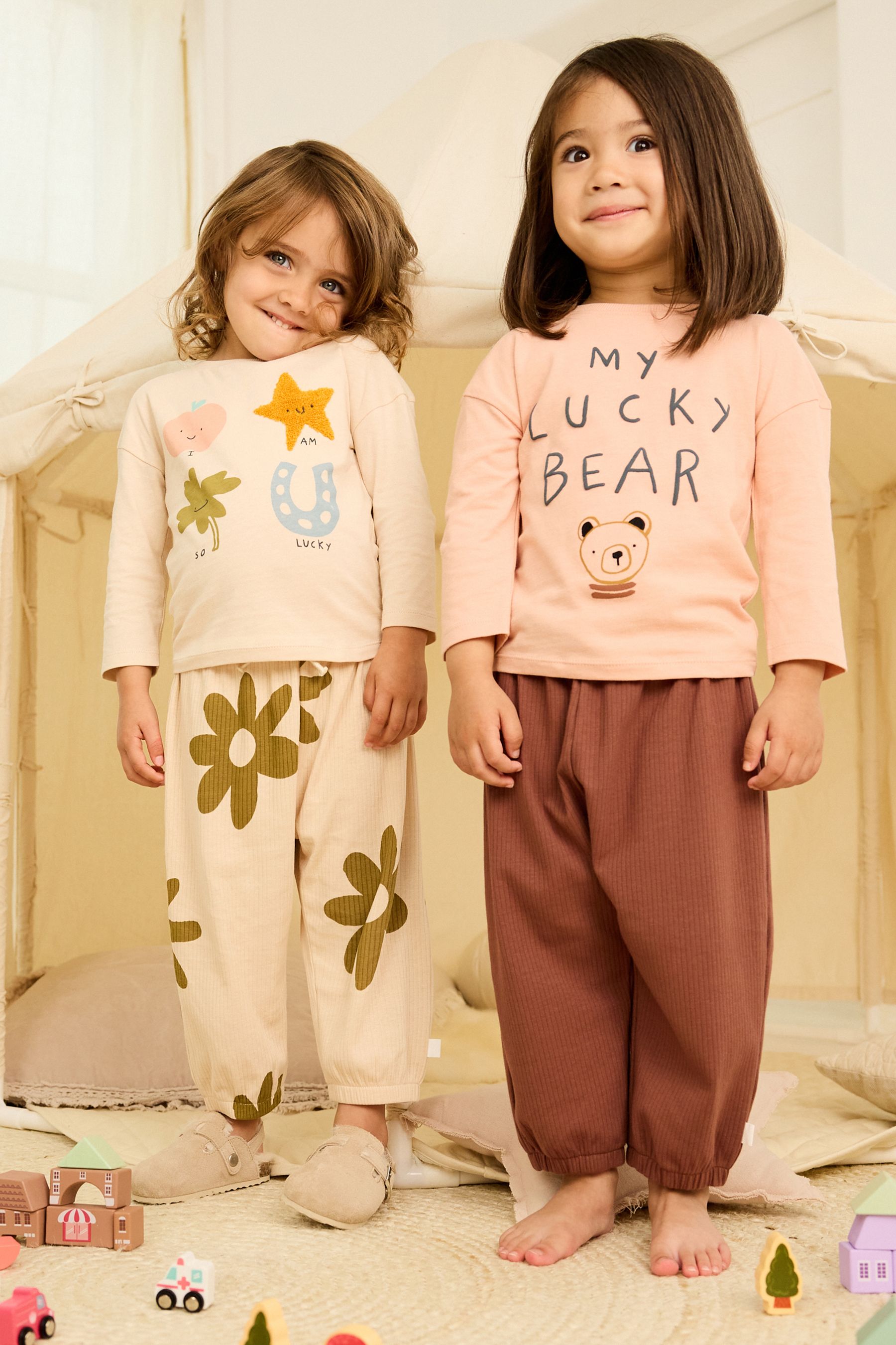 Комплект из двух пижам Next комплект из двух слитных пижам на молнии рожденные раньше срока 45 см розовый
