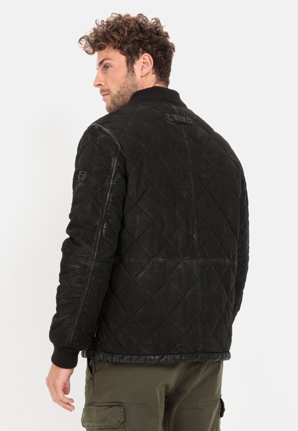 

Кожаная куртка Camel Active Leder Steppjacke mit Strickkragen, черный