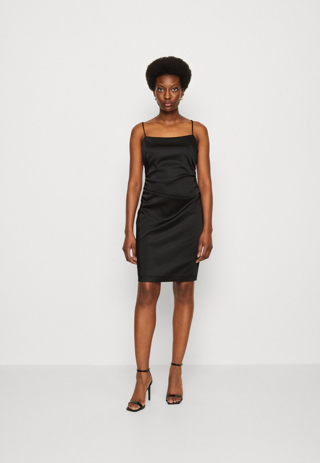 

Элегантное платье MARCIANO BY GUESS, черный