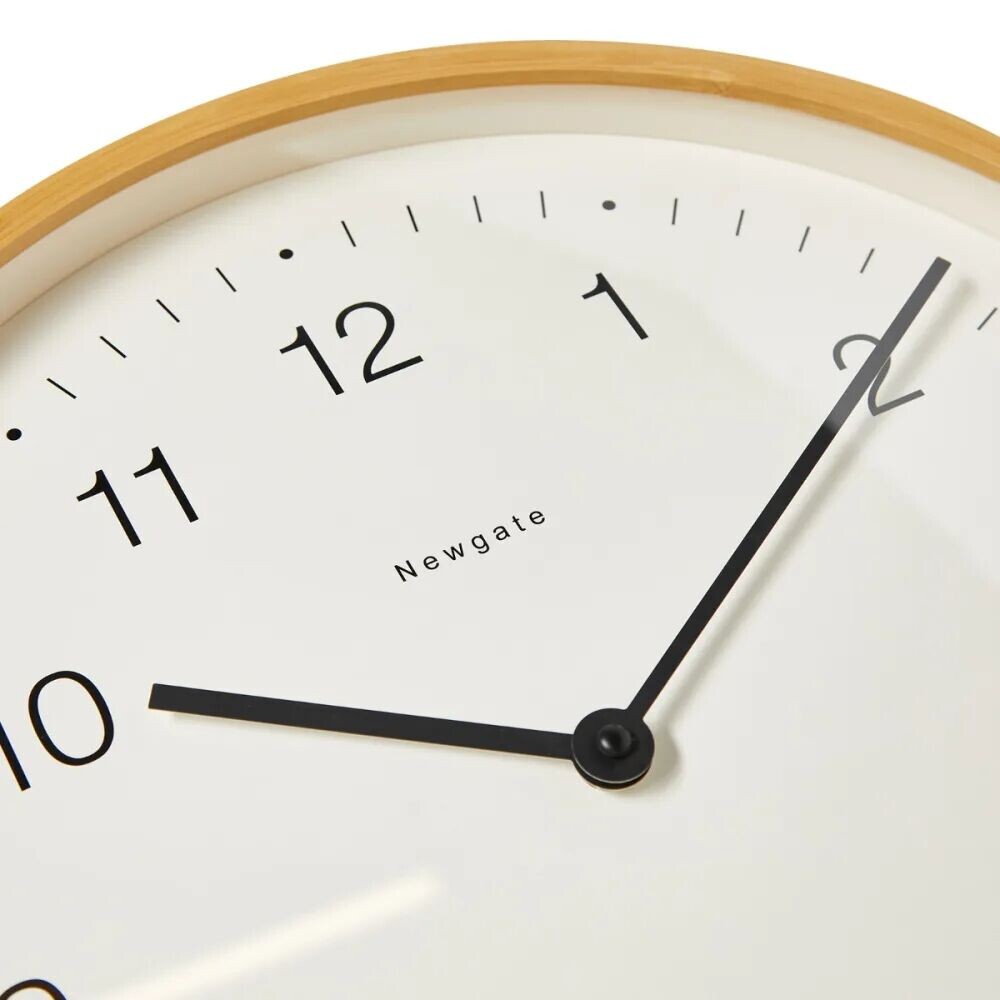 

Newgate Clocks Маврикий Настенные часы с циферблатом Mongoose