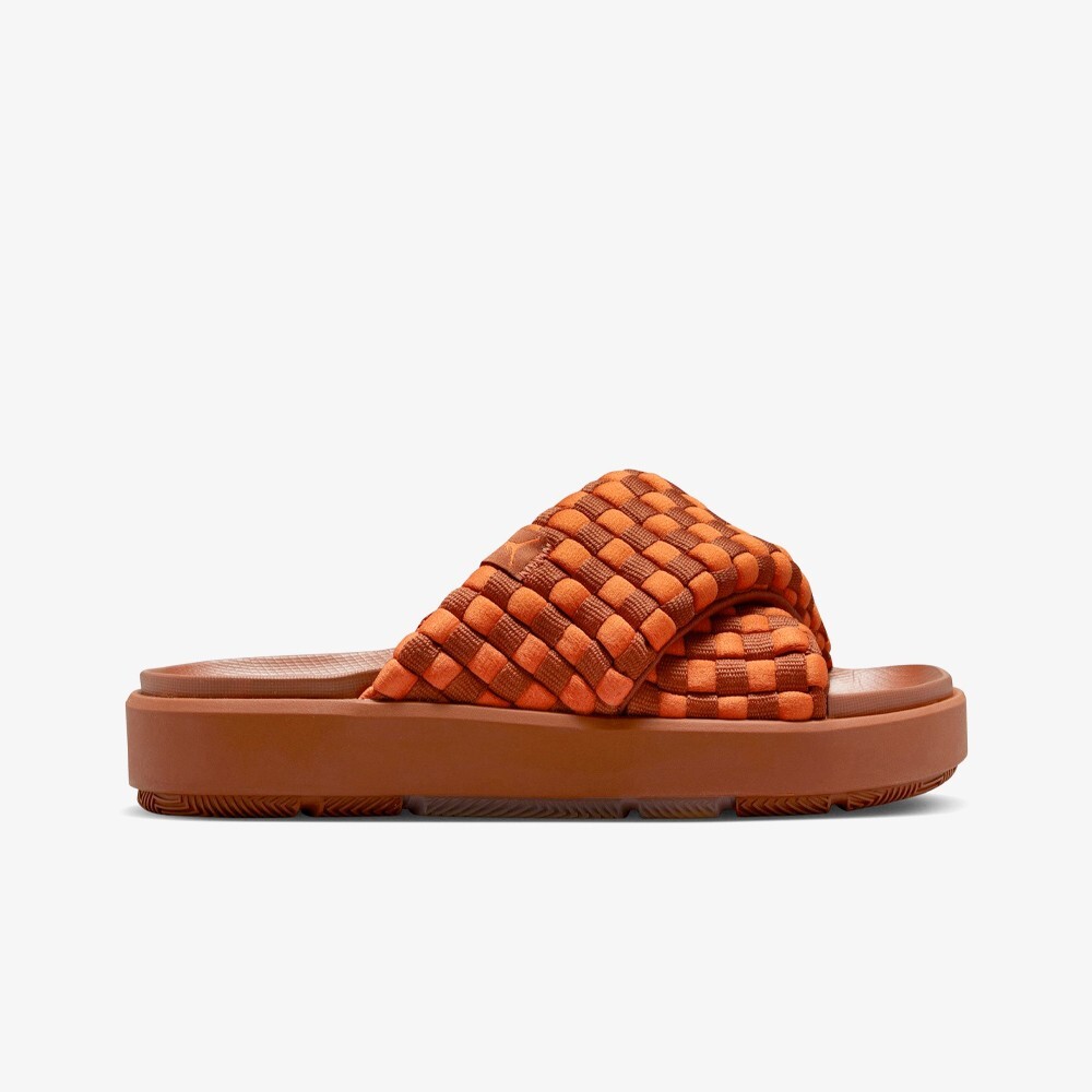 

Кроссовки Sophia 'Light Sienna' Jordan, мультиколор