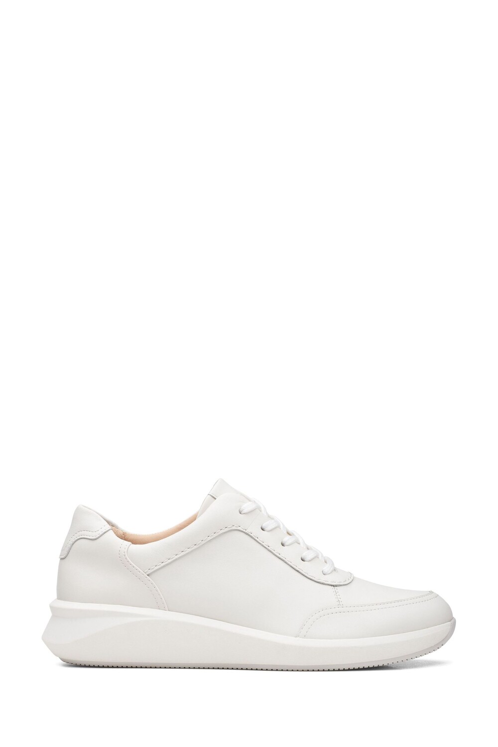 

Кожаные туфли Un Rio Mix Clarks, белый