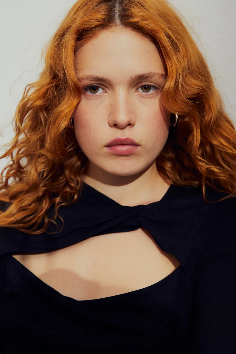 

Блузка с узлом H&M, черный
