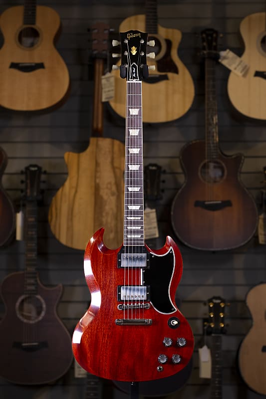 Электрогитара Gibson Custom Shop '61 Les Paul SG Standard Reissue 2023 - VOS Cherry Red электрогитара gibson custom shop 61 les paul sg standard reissue 2023 vos cherry red