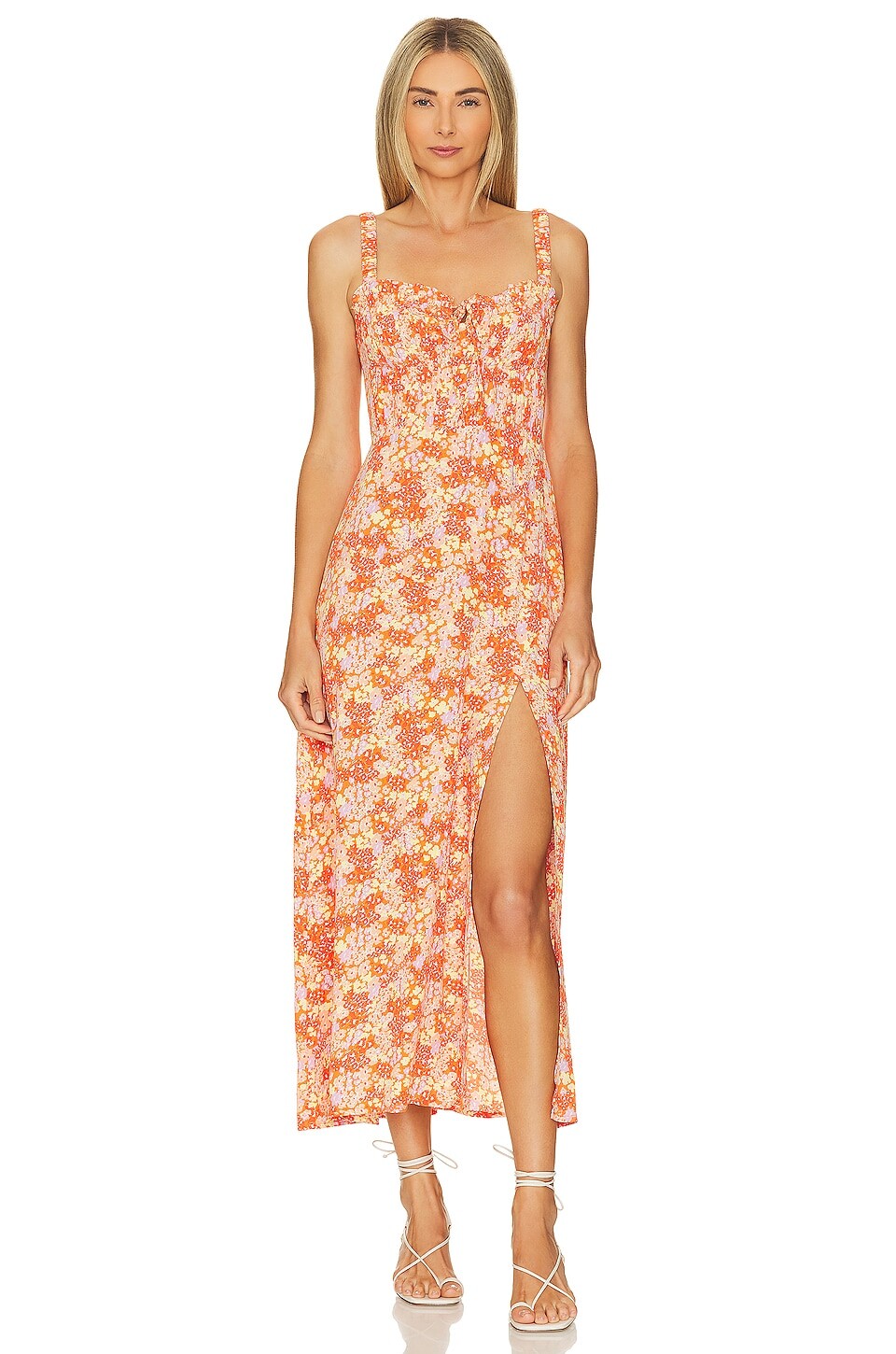 

Платье ASTR the Label Elsie, цвет Orange Floral