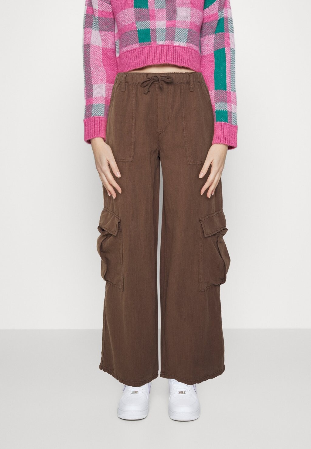 

Брюки карго BDG Urban Outfitters, Коричневый