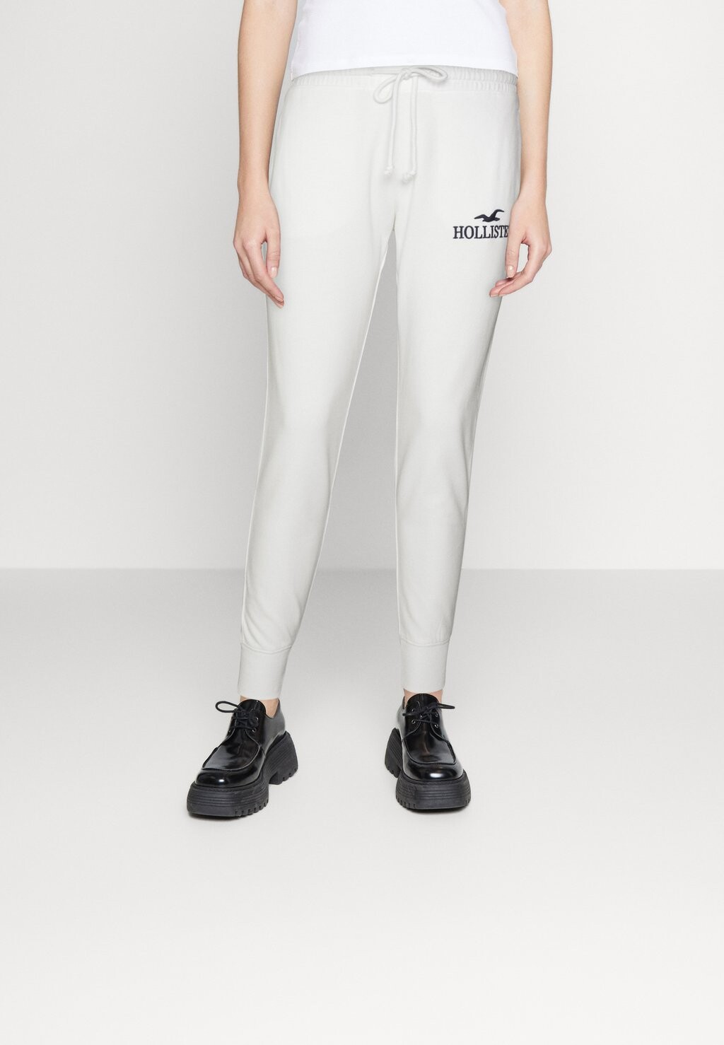 

Спортивные брюки Hollister Co., белый