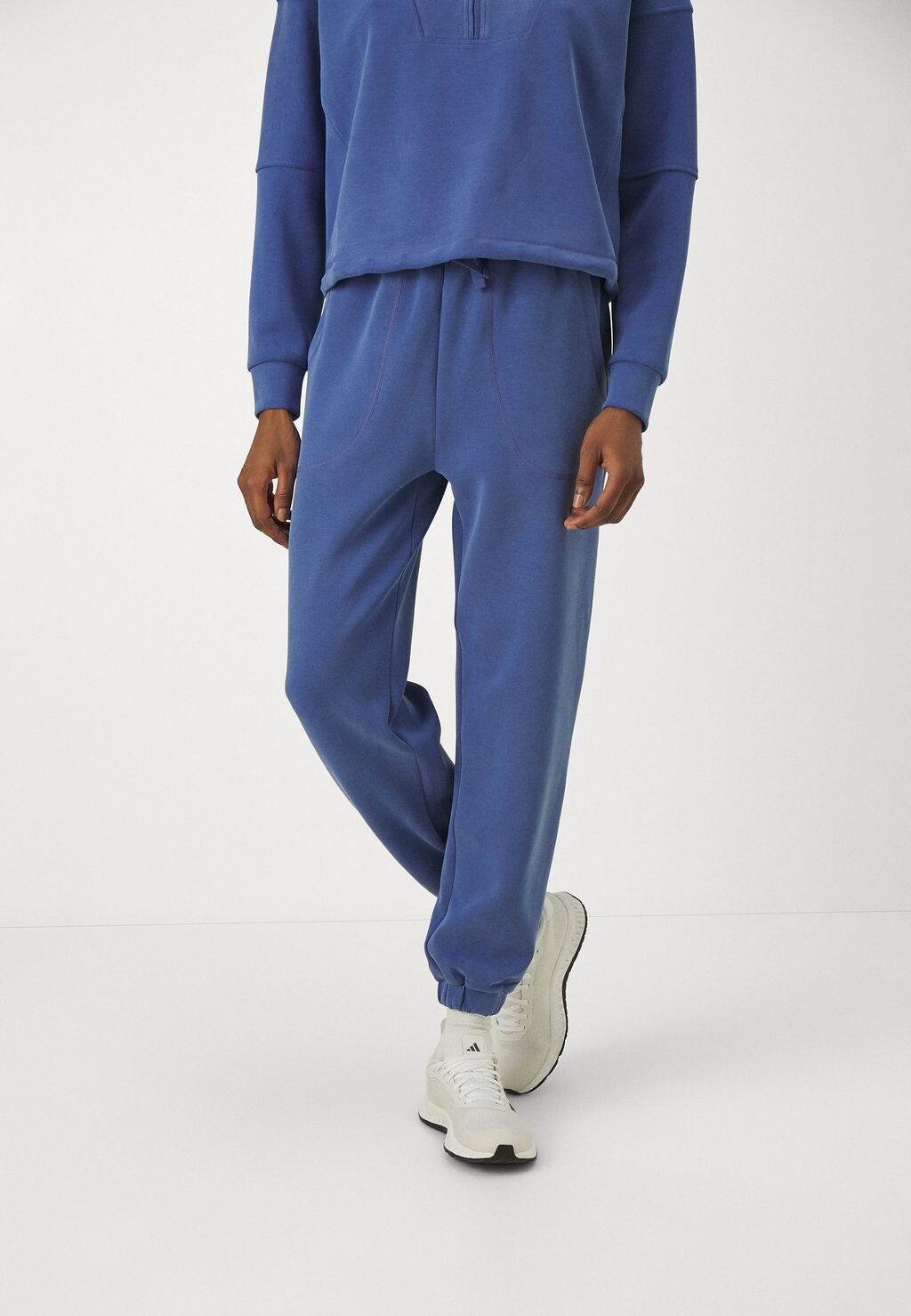 

Спортивные штаны CUFFED TROUSER Sweaty Betty, цвет lightning blue