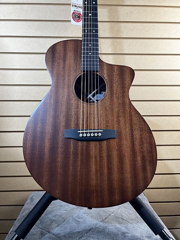 

Акустическая гитара Martin SC10E-02 Acoustic-electric Guitar - Natural w/Gig Bag & PLEK*D #951
