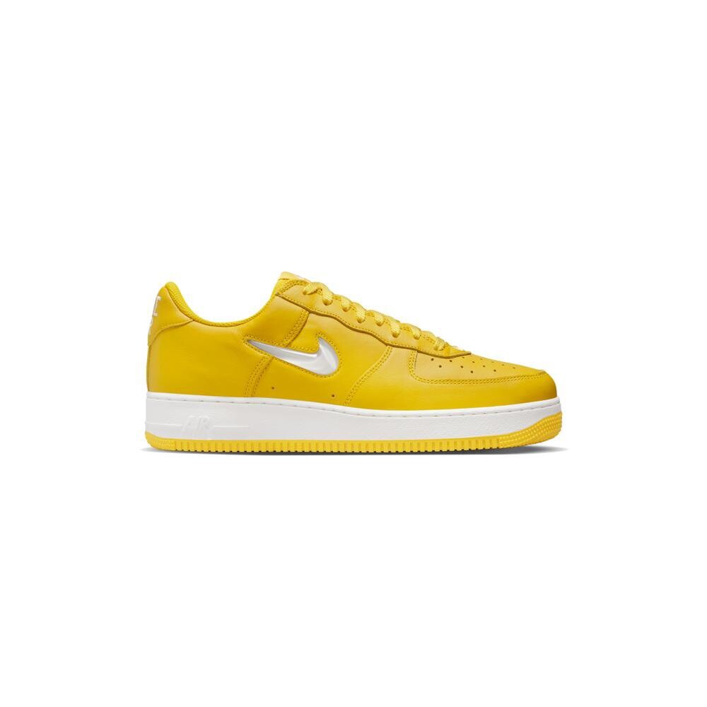 

Кроссовки Nike Air Force 1 Low Retro, желтый