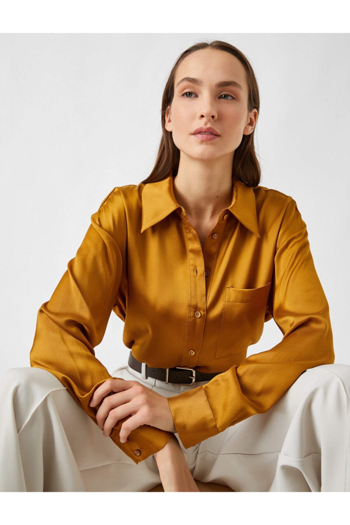 цена Атласная блузка на пуговицах с длинным рукавом Koton, коричневый